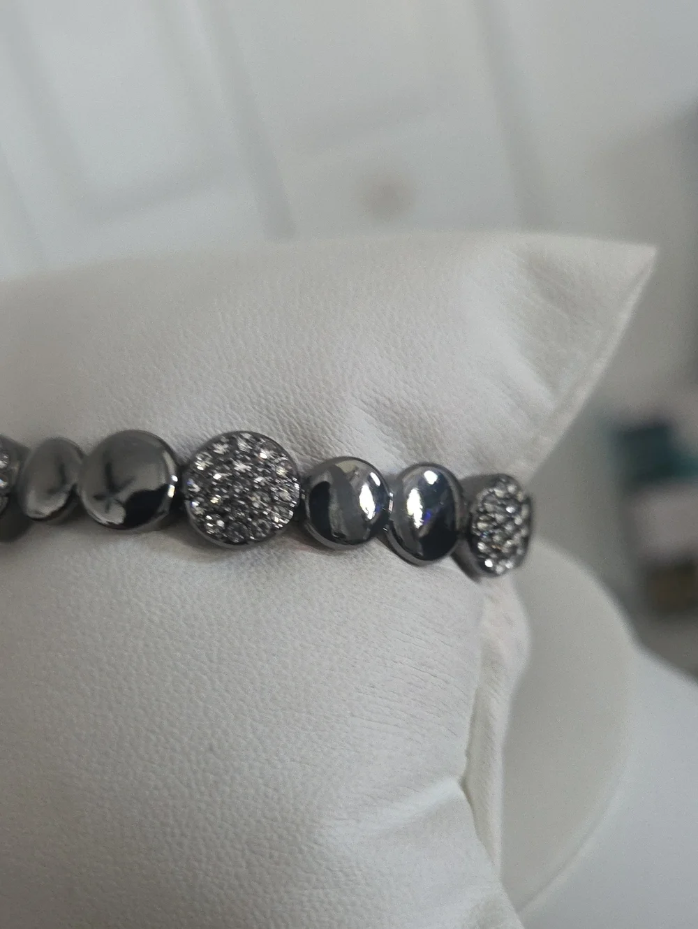Paparazzi Dimensional Dazzle Black Bracelet NWT